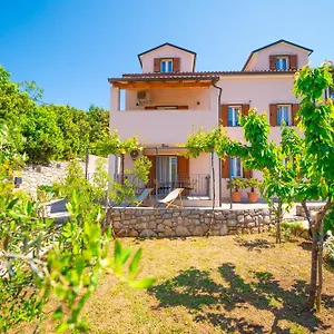  Apartment Horvat